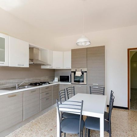 מונליה Joivy Family Flat With 3 Balconies, 10 Min To Beach מראה חיצוני תמונה