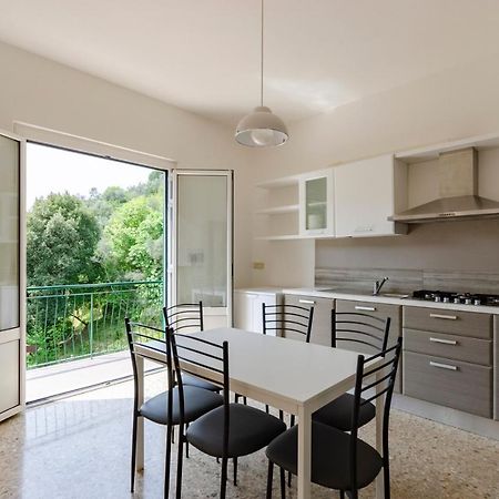 מונליה Joivy Family Flat With 3 Balconies, 10 Min To Beach מראה חיצוני תמונה